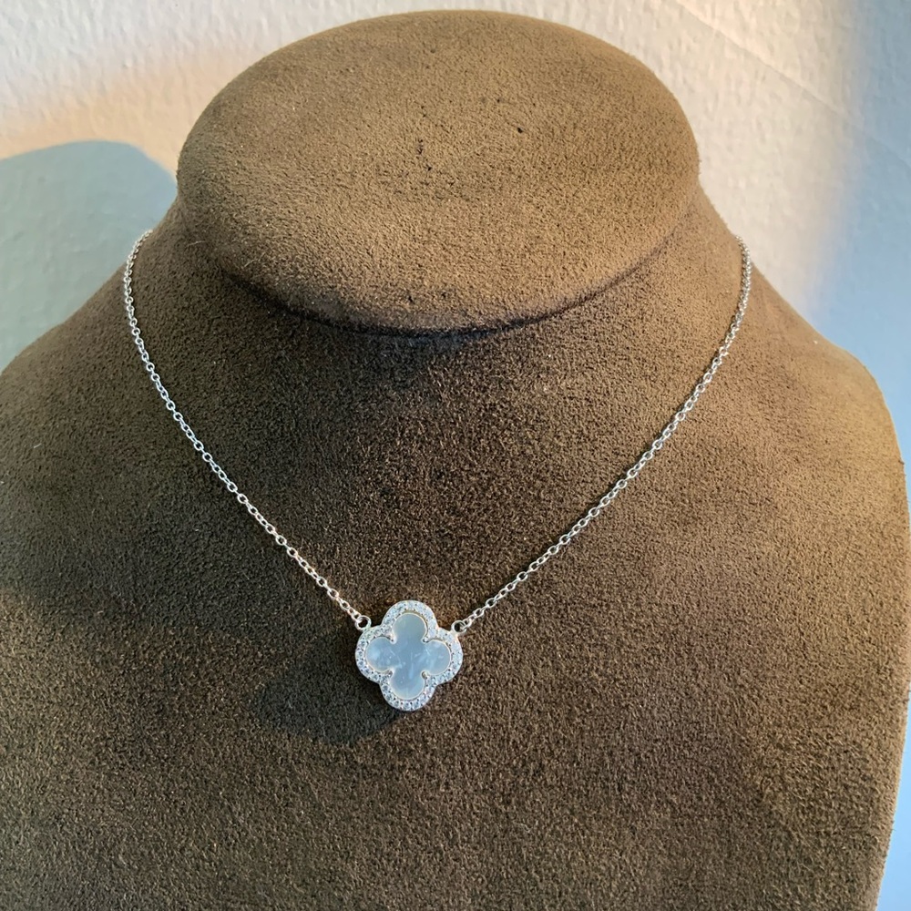 Mother of perl 14k white gold Vermeil necklace